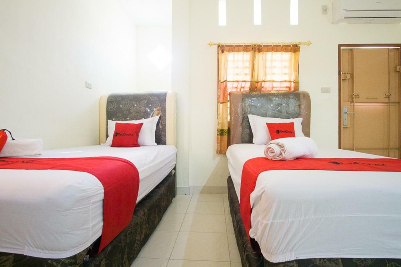 Hotel Reddoorz @ Pematangsiantar 2 Exteriér fotografie