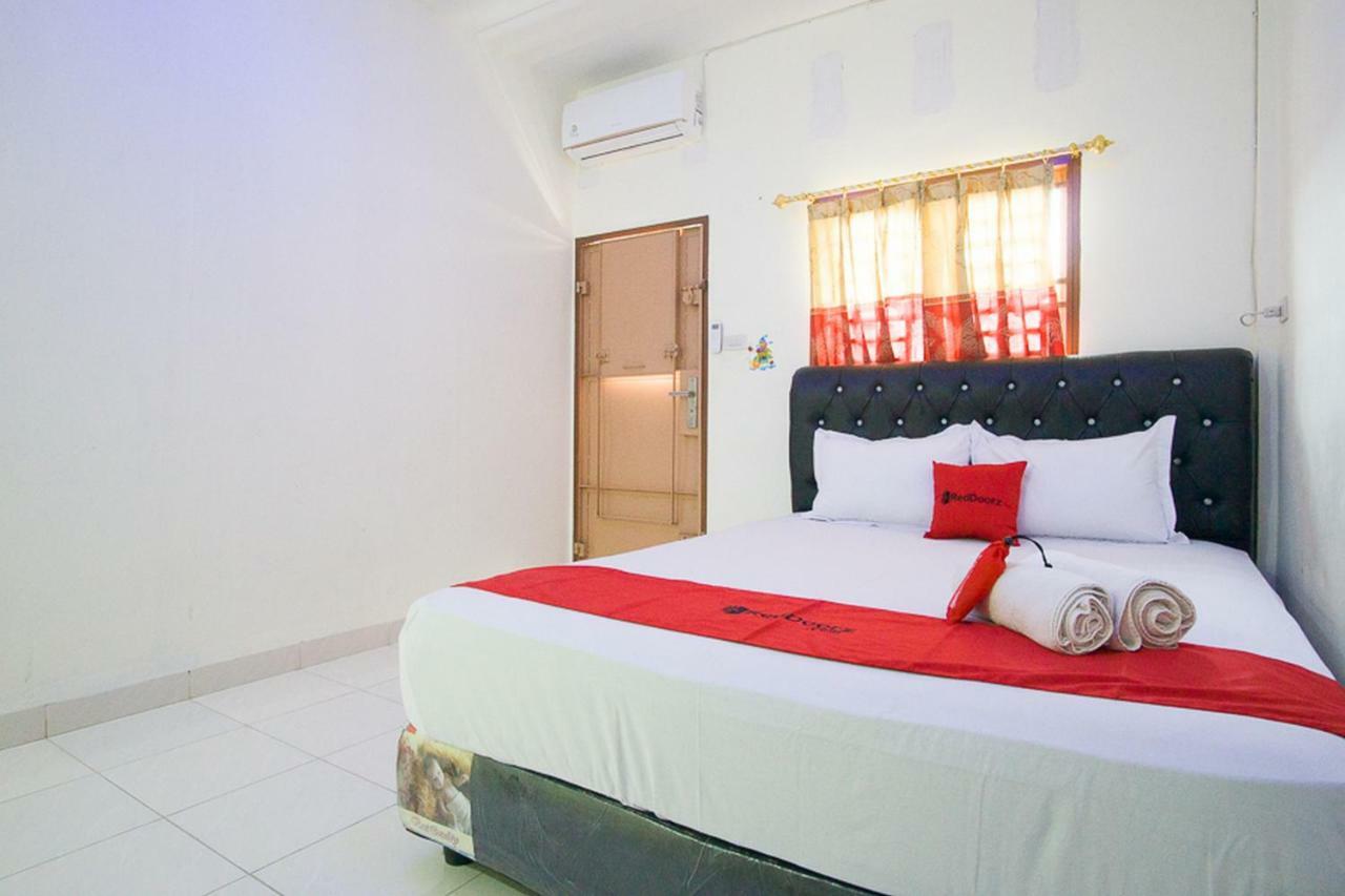 Hotel Reddoorz @ Pematangsiantar 2 Exteriér fotografie